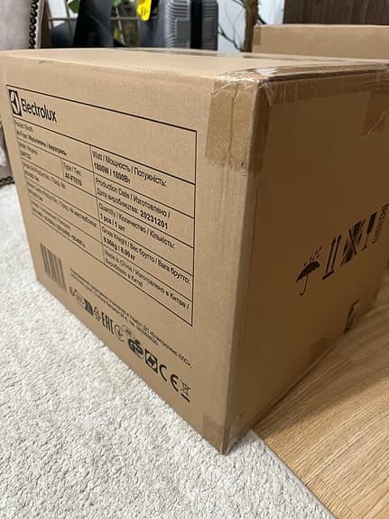 Helt ny Electrolux 700 Series EAF5B luftfritös oöppnad