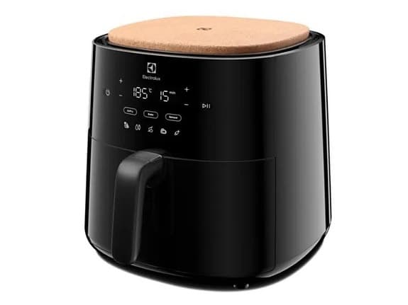 Helt ny Electrolux 700 Series EAF5B luftfritös oöppnad