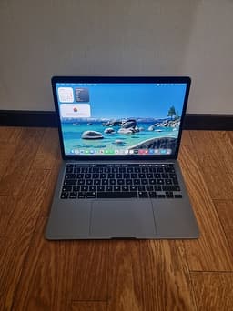 MacBook Pro 2020 M1 i jättebra skick