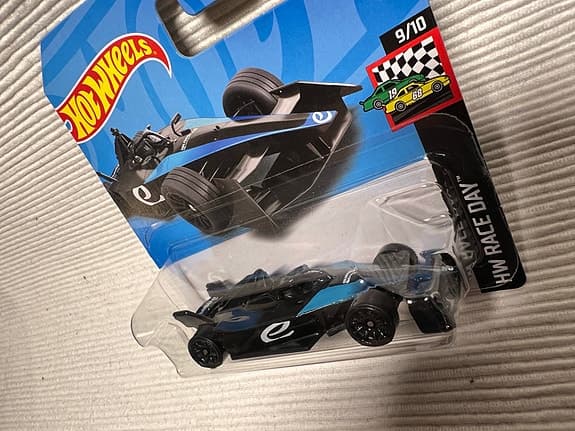 Hot Wheels Formula E Gems leksaksbil