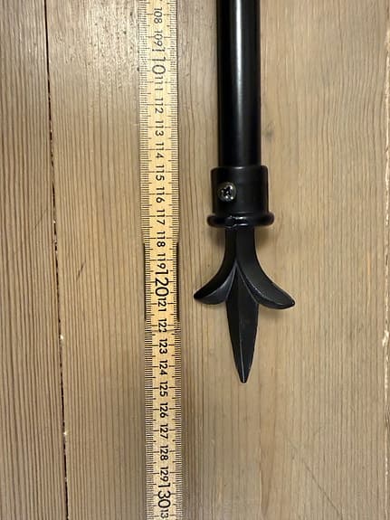Gardinstång 125cm svart med knoppar och fästen