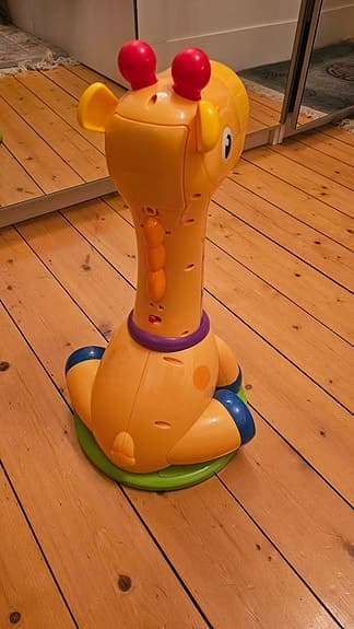 Bright Starts Spin & Giggle Giraffe Aktivitetsleksak