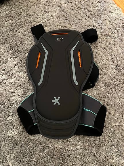 Everest Ryggskydd S/M passar 10-13 år