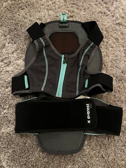 Everest Ryggskydd S/M passar 10-13 år