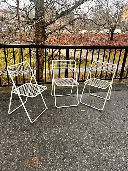 3 vita Rappen stolar av Niels Gammelgaard för IKEA –  Vit metall – 1978