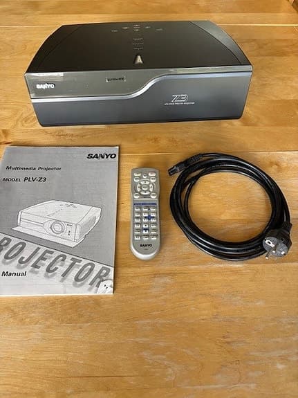 Projektor Sanyo PLV-Z3