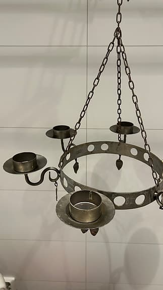 Ahrnebergs ljuskrona i smide