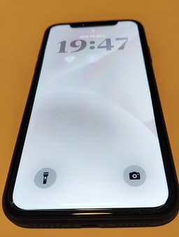 Apple iPhone 11 64 GB svart