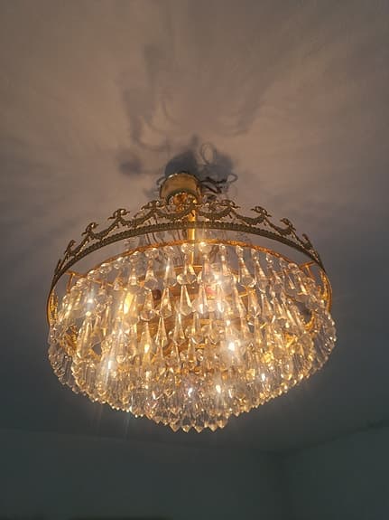 Kristalkrona med böhmiska kristaler