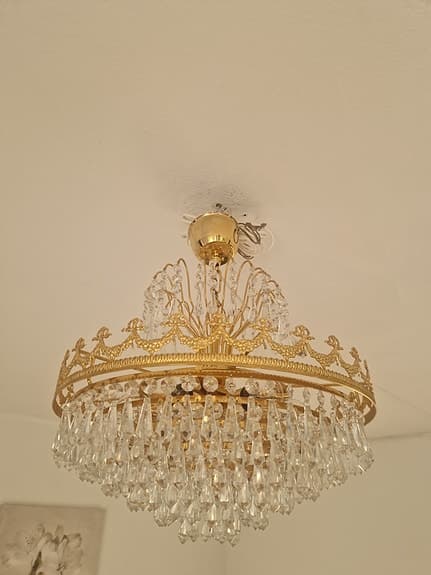 Kristalkrona med böhmiska kristaler