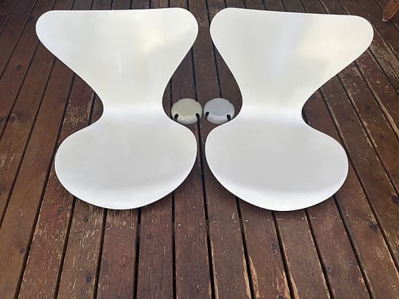 Sjuan stolar  3107 Fritz Hansen