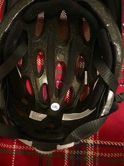 City Cykelhjälm röd och vit