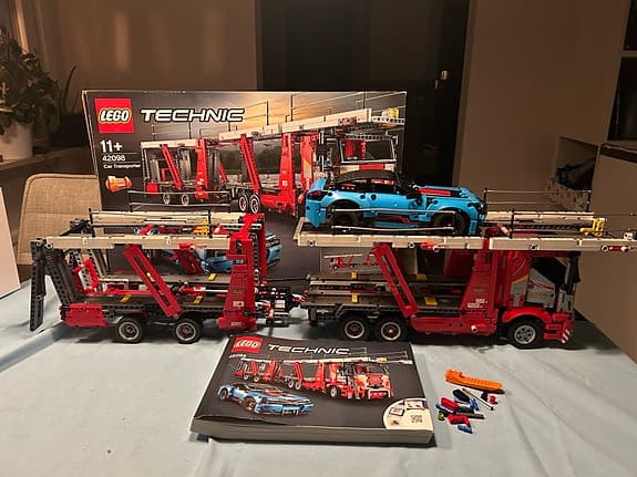 LEGO Technic Biltransportör och bilset 42098