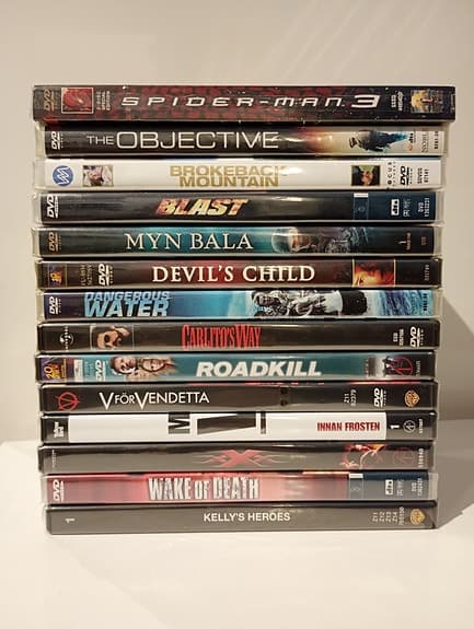 14 st DVD-filmer ( inplastade - helt nya )