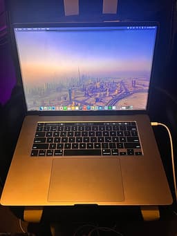 Apple MacBook Pro 16 tum (2019)