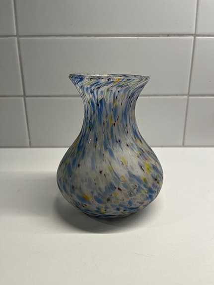 Vacker vas i glas