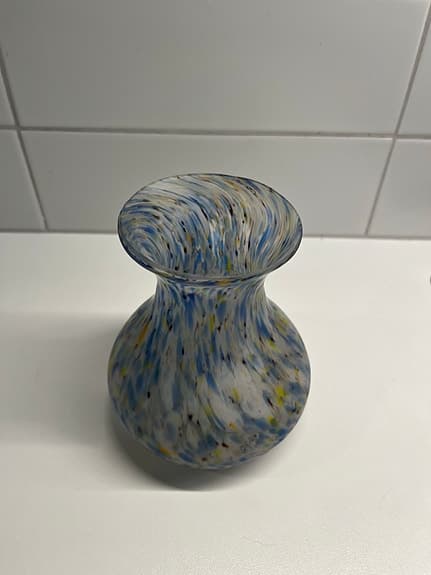 Vacker vas i glas