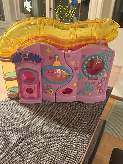 Littlest Pet Shop Lekhus