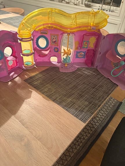 Littlest Pet Shop Lekhus