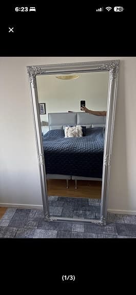 Jysk Spegel med dekorativa ornament