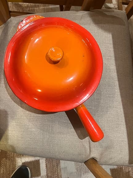 Husqvarna nr 4 gryta emaljerad järn, Norra Hammar