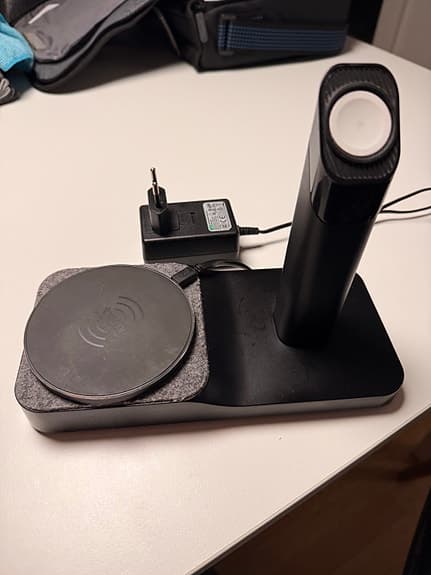 Griffin bordsladdare med Applewatch laddare och trådlös för mobilen.