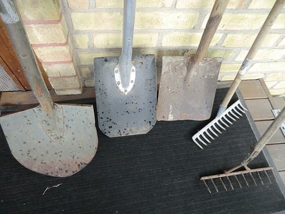 kronans grävspade spade skyffel skovel kratta järnkratta