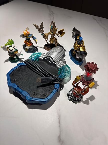 Skylandets imaginators Portal + figurer