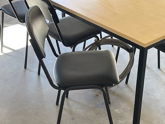 Mat grupp bord 1800x800 björkfaner 6st stolar.