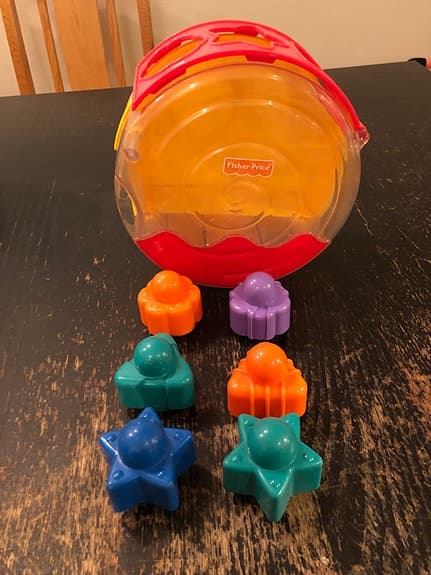 Fisher-Price barnleksak med formsortering