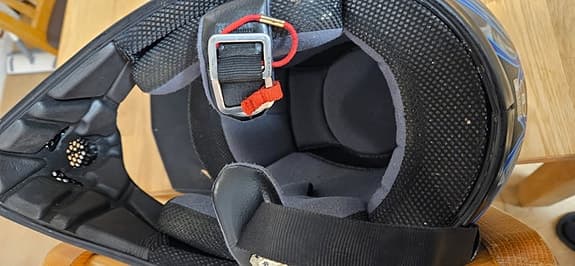 Agv crosshjälm special motivlack
Storlek small