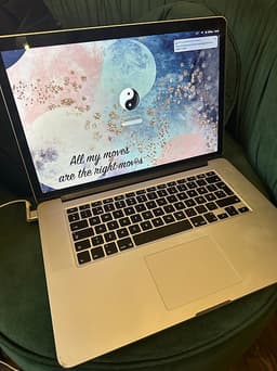 MacBook Pro 15” i7 / 16 GB RAM – perfekt för jobb & studier