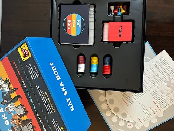 Sällskapsspelet ”Nåt Ska Bort”