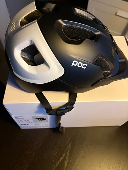 Poc MTB Hjälm Axion Race Mips storlek M