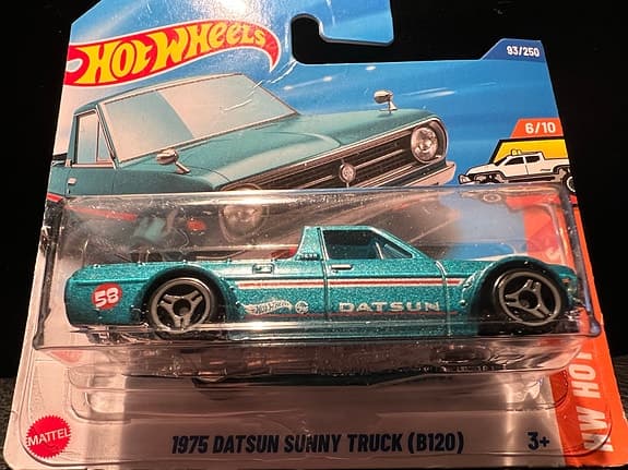 Hot Wheels 1975 Datsun Sunny Truck (B120) leksaksbil