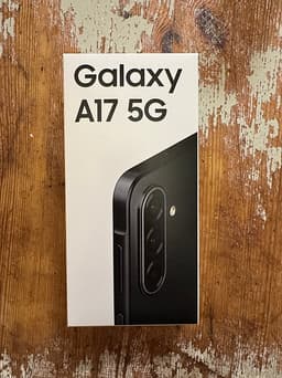 Säljer helt ny. Samsung Galaxy A17 5G mobiltelefon 128 GB svart