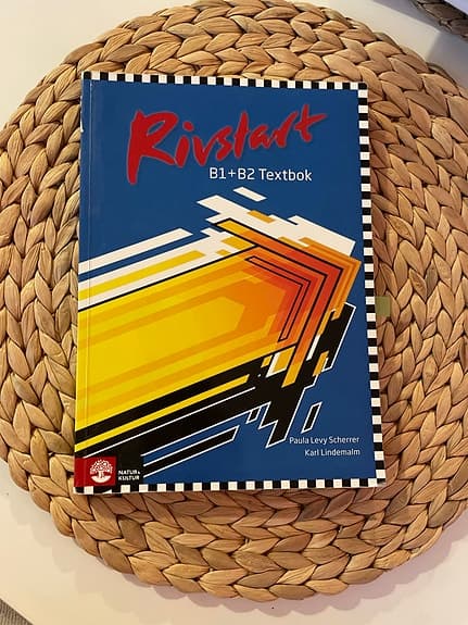 Rivstart B1+B2 Textbok Språk och ordböcker