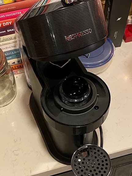 Nespresso Vertuo Next kaffemaskin svart