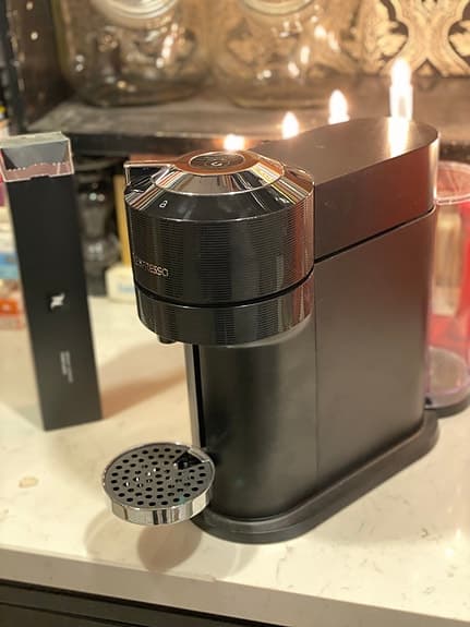 Nespresso Vertuo Next kaffemaskin svart