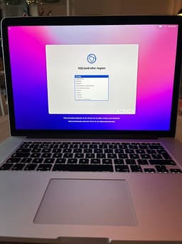 MacBook Pro 15” (2015) – i7, 16 GB RAM – bra skick