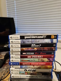 Sony Playstation 5 Spelpaket med flera spel och extern lagring 2TB 1 års garanti