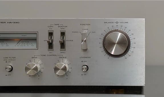 Hitachi HA-330  Stereo förstärkare