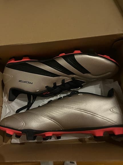 Adidas Predator Club FxG Fotbollsskor Silver Svart Storlek 44 Herr