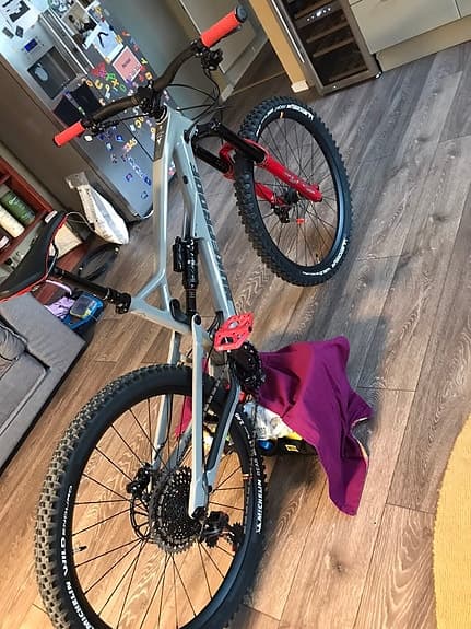 Nukeproof Mega 275 RS 2020 – Nästan som ny! med ultra high-end components