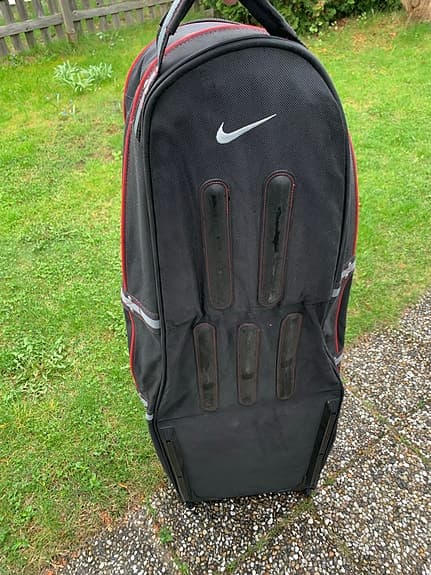 Nike Golf Resväska med hjul.