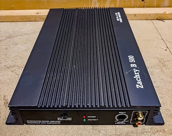 Bilstereo‑paket – Zachry B500 + Pioneer högtalare