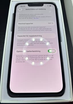 iPhone 13 UMÄRKT SKICK!!!!