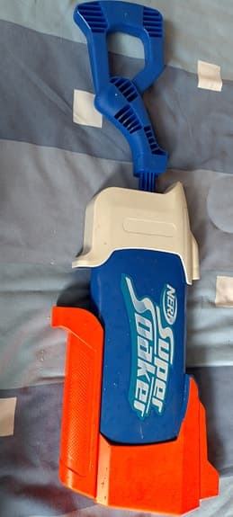 Nerf Elite 2.0 Commander RD-6 Blaster Grön och Vit