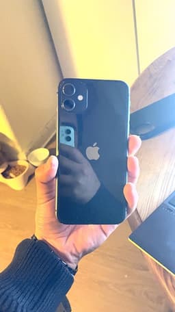 Apple iPhone smartphone svart