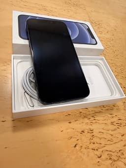 Apple iPhone 12 Mobiltelefon 64 GB
